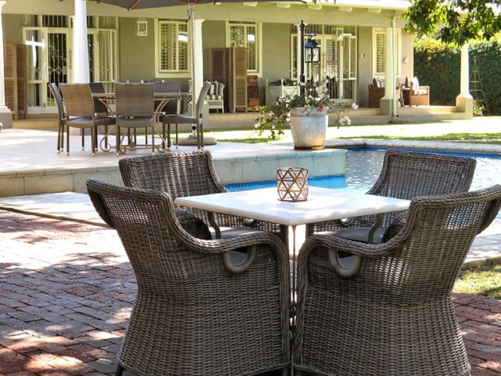 Highlands House Hotel Harare Exterior photo